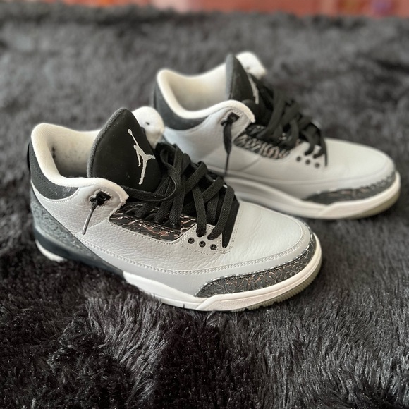 Men’s retro Jordan 3’s Wolf Grey size 8.5 - Picture 6 of 7